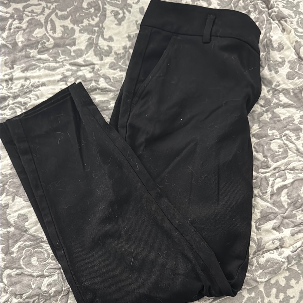 LOFT Black Ankle Cropped Pants with Classic Design